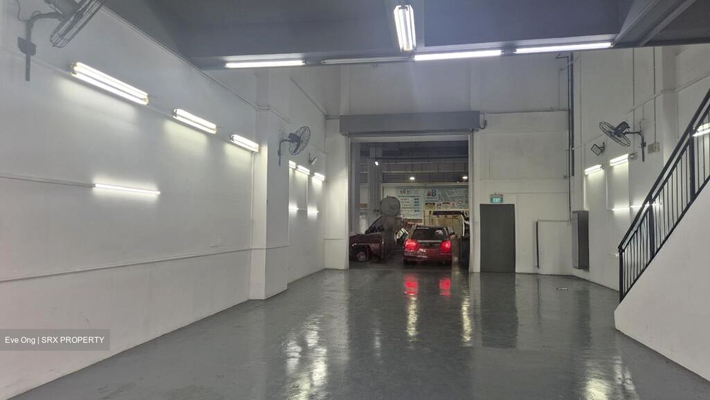 E9 Premium (D27), Factory #501215611
